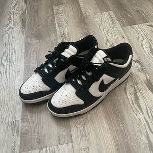 Nike Dunk Low Panda